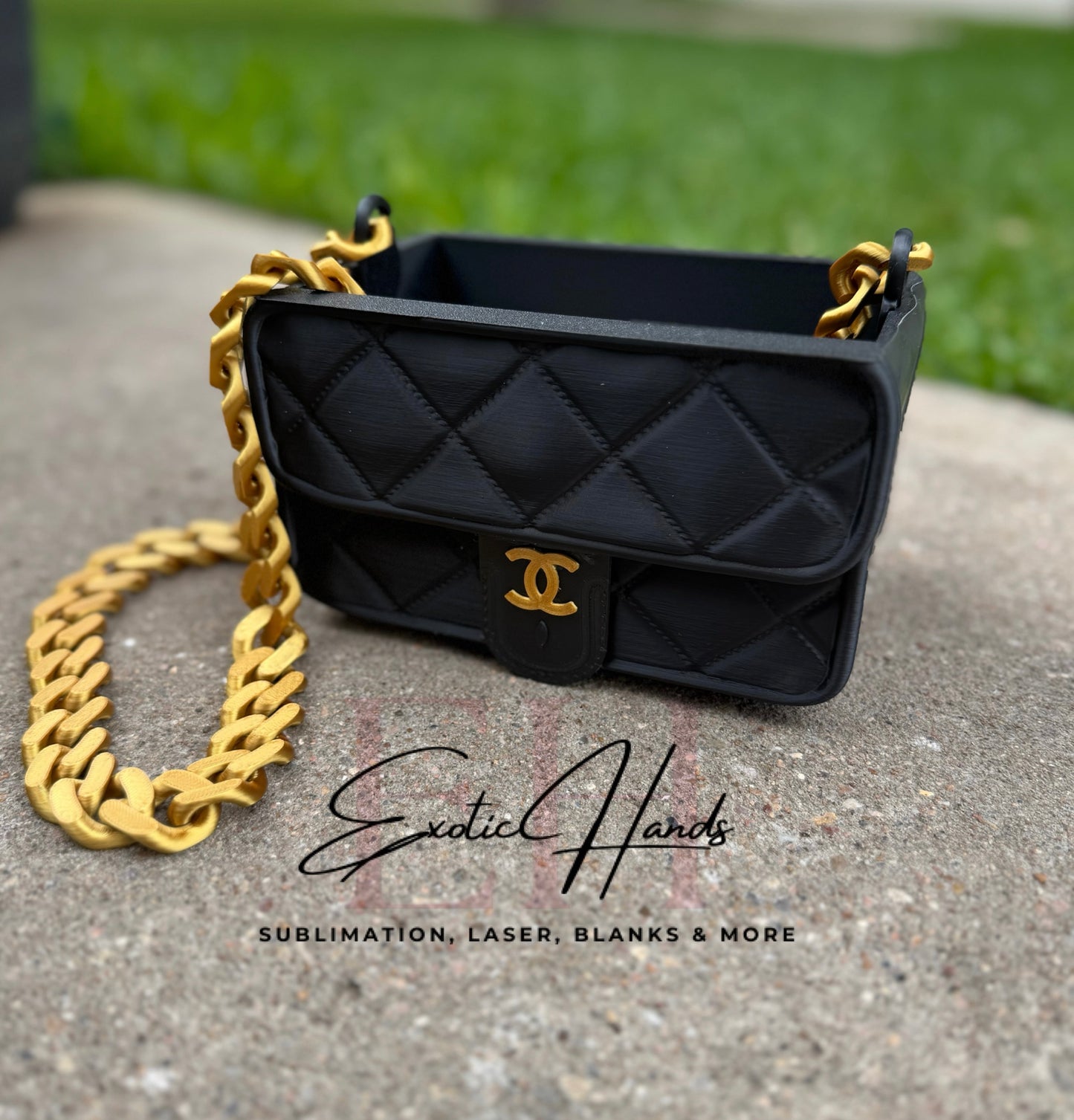 Luxury Quilted 3D Storage Box – Black & Gold